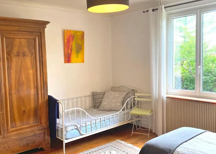 Aulouison Maison Spacieuse Et Paisible De 200 M2, A Proximite Du Parlement Europeen Straatsburg