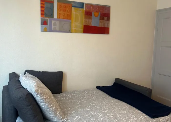 Aulouison Maison Spacieuse Et Paisible De 200 M2, A Proximite Du Parlement Europeen Gasthuis Straatsburg