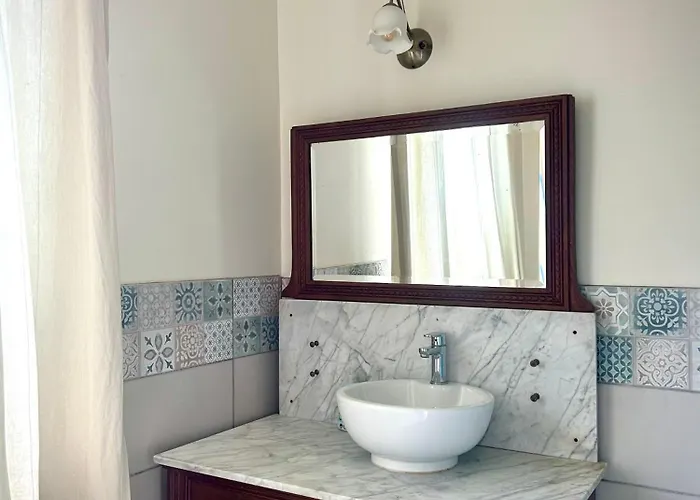 Aulouison Maison Spacieuse Et Paisible De 200 M2, A Proximite Du Parlement Europeen Gasthuis