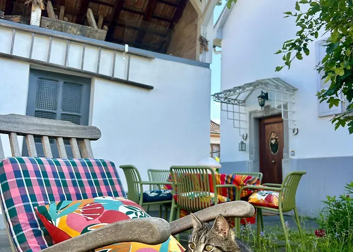 Gasthuis Aulouison Maison Spacieuse Et Paisible De 200 M2, A Proximite Du Parlement Europeen